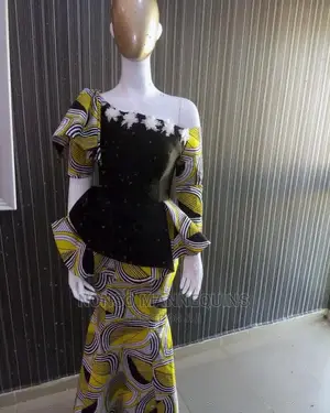 Half Face Female and Male Display Mannequin