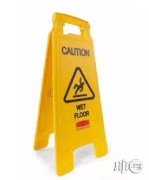 Wet Floor Caution Sign - Yellow