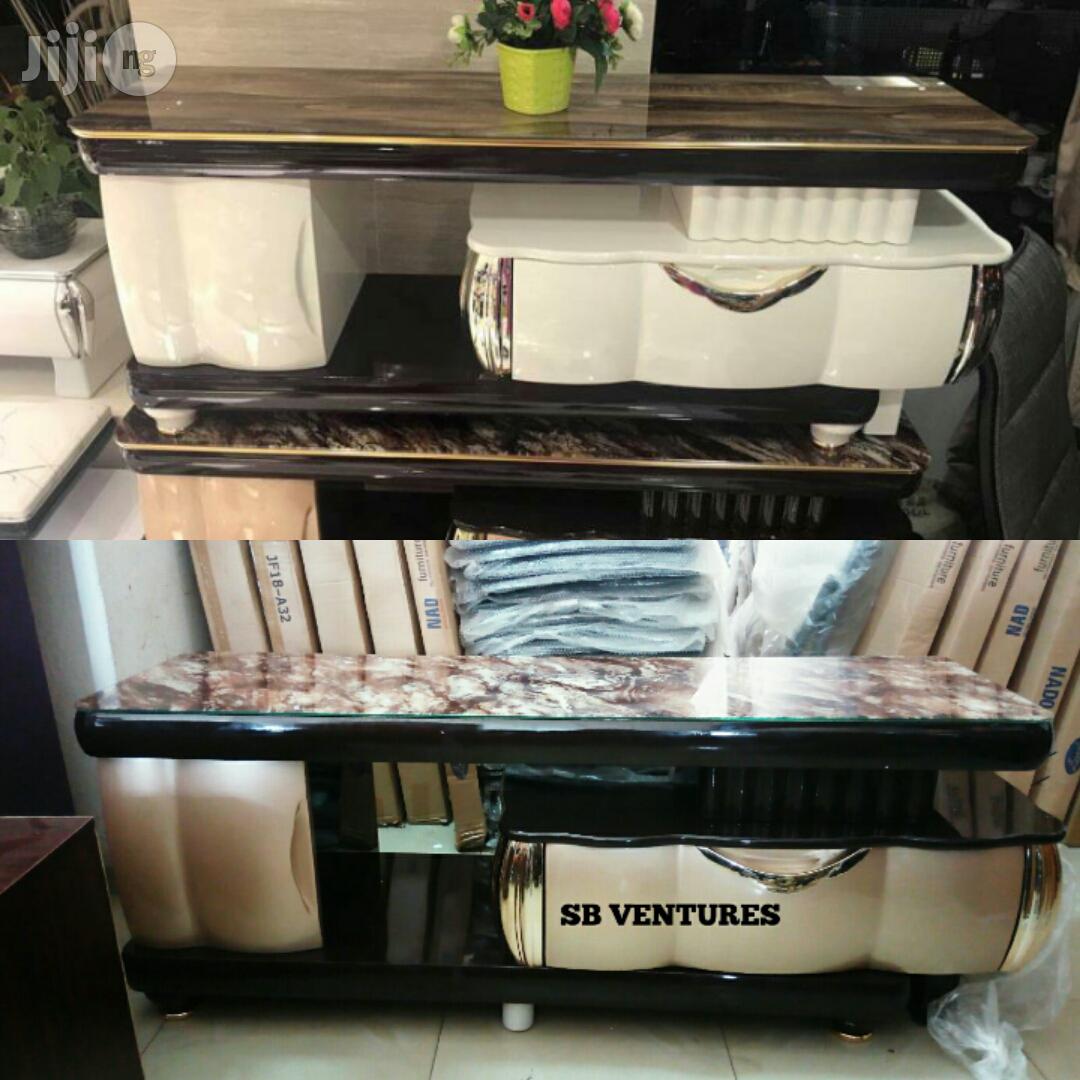 Modern Tv Stand /Tv Console Unit.