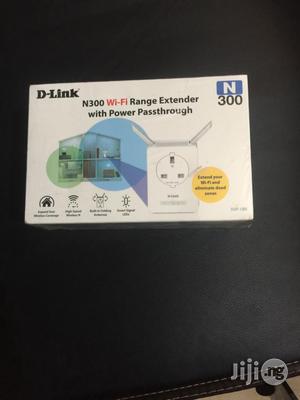 D-Link N 300 Wi-Fi Range Extender