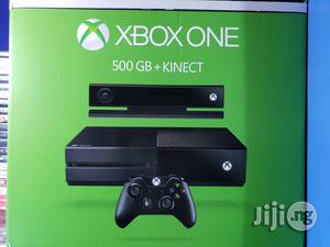 Xbox One Console With Kinect