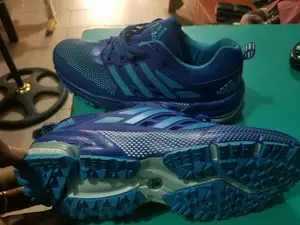 Adidas Jugging Size 44 Canvas
