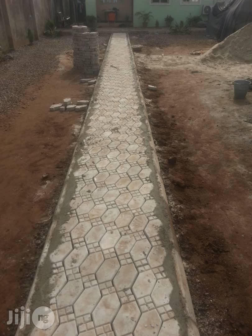 Mason/Bricklayer Service