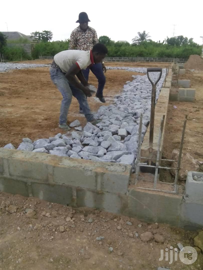 Mason/Bricklayer Service