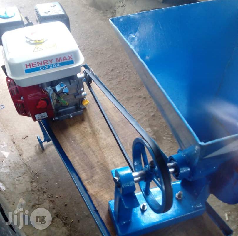 Commercial Grinding Machine