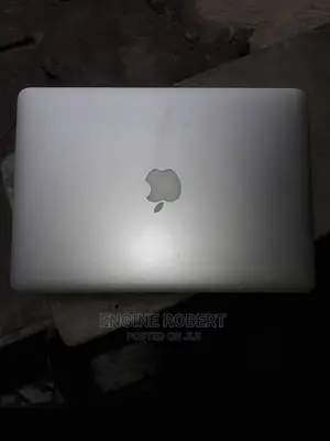 Laptop Apple MacBook Pro 8GB Intel Core I5 SSD 256GB