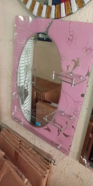 Quality Designed Wall Mounted Classic Room Mirror.