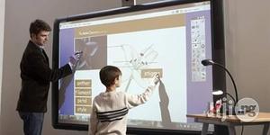 Interactive White Board With Projector