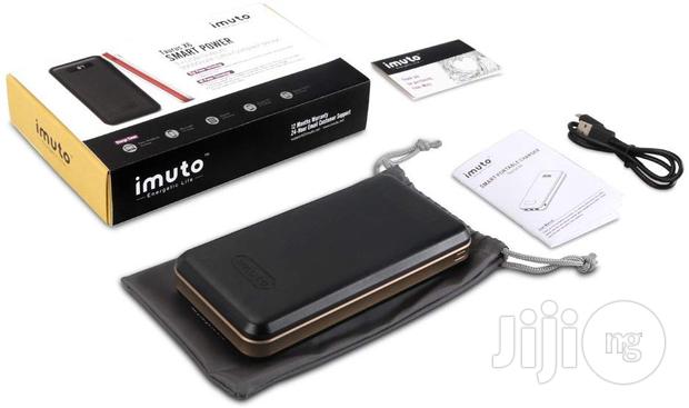 imuto portable charger 30000mah