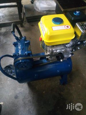 Photo - Engine Air Compressor 25ltrs