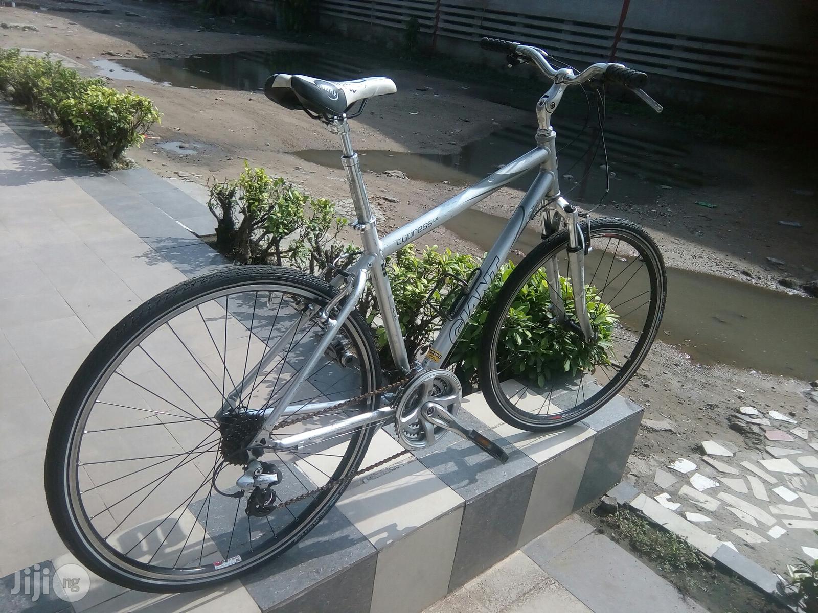 Giant Cypress Sport Bicycle