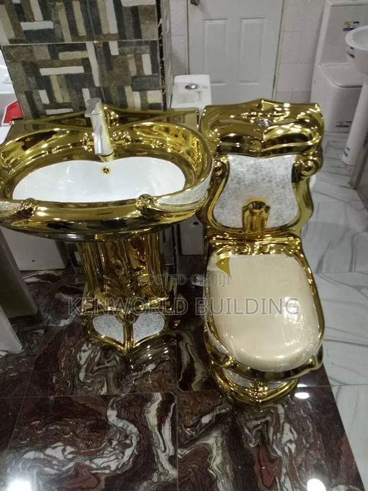 Gold Executive Water Closet Set
