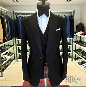 Italian Fabletics Men's Suits