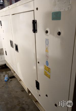 30kva U.K Used Perkins Soundproof Generator for Sale