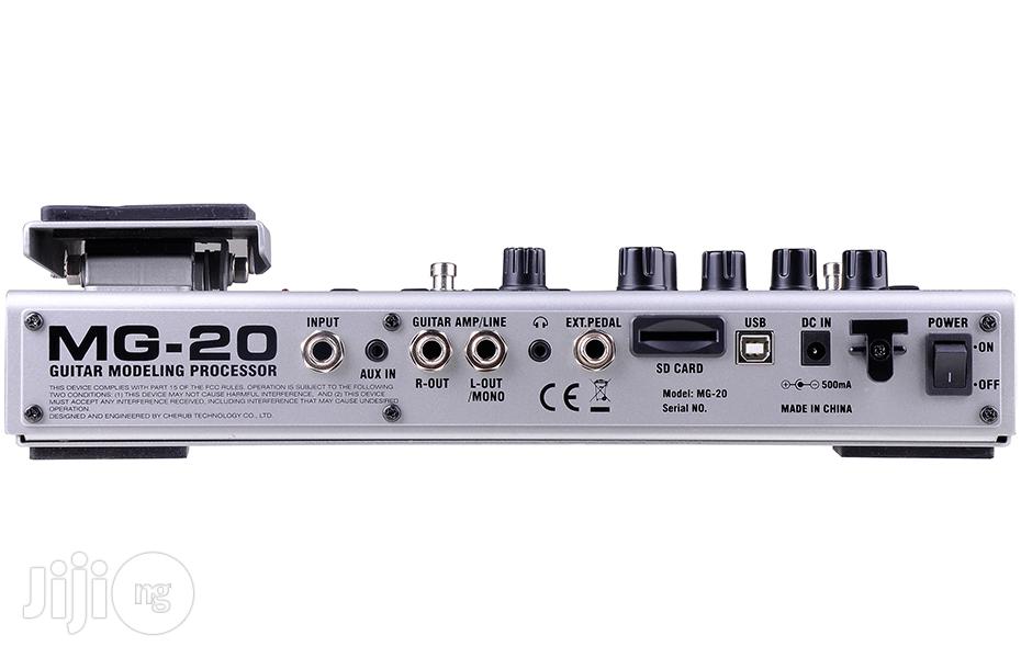 Nux Guitar Multi-Effect Processor Mg-20