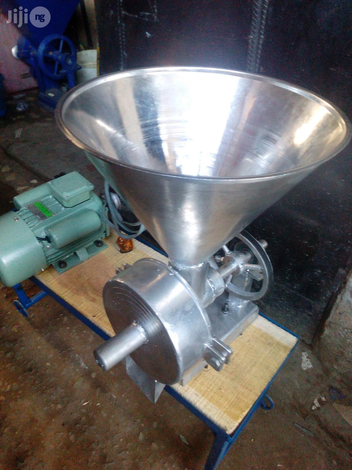 Stainless Grinding Machine