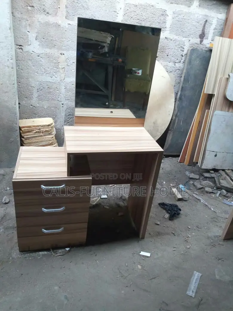 5ft Dresser