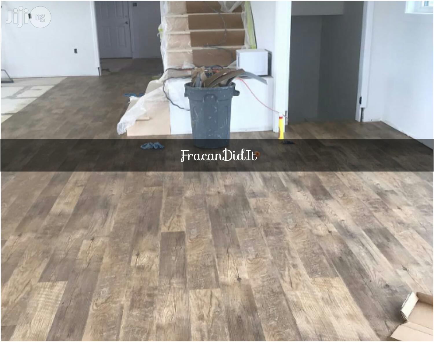 Wood Laminate Flooring. Free Underlay