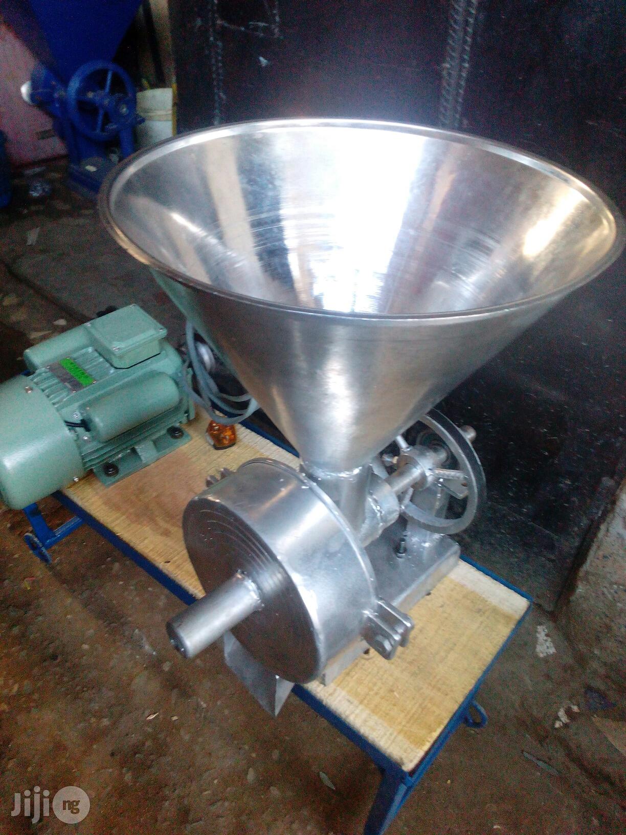 Stainless Grinding Machine