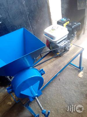 A Set Of Grinding Machine