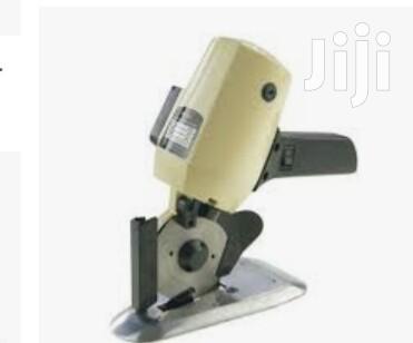 Roundblade Fabric Cutter