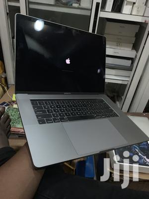 Macbook Pro 15 Inches 2T Hdd Core I9 32 Gb Ram