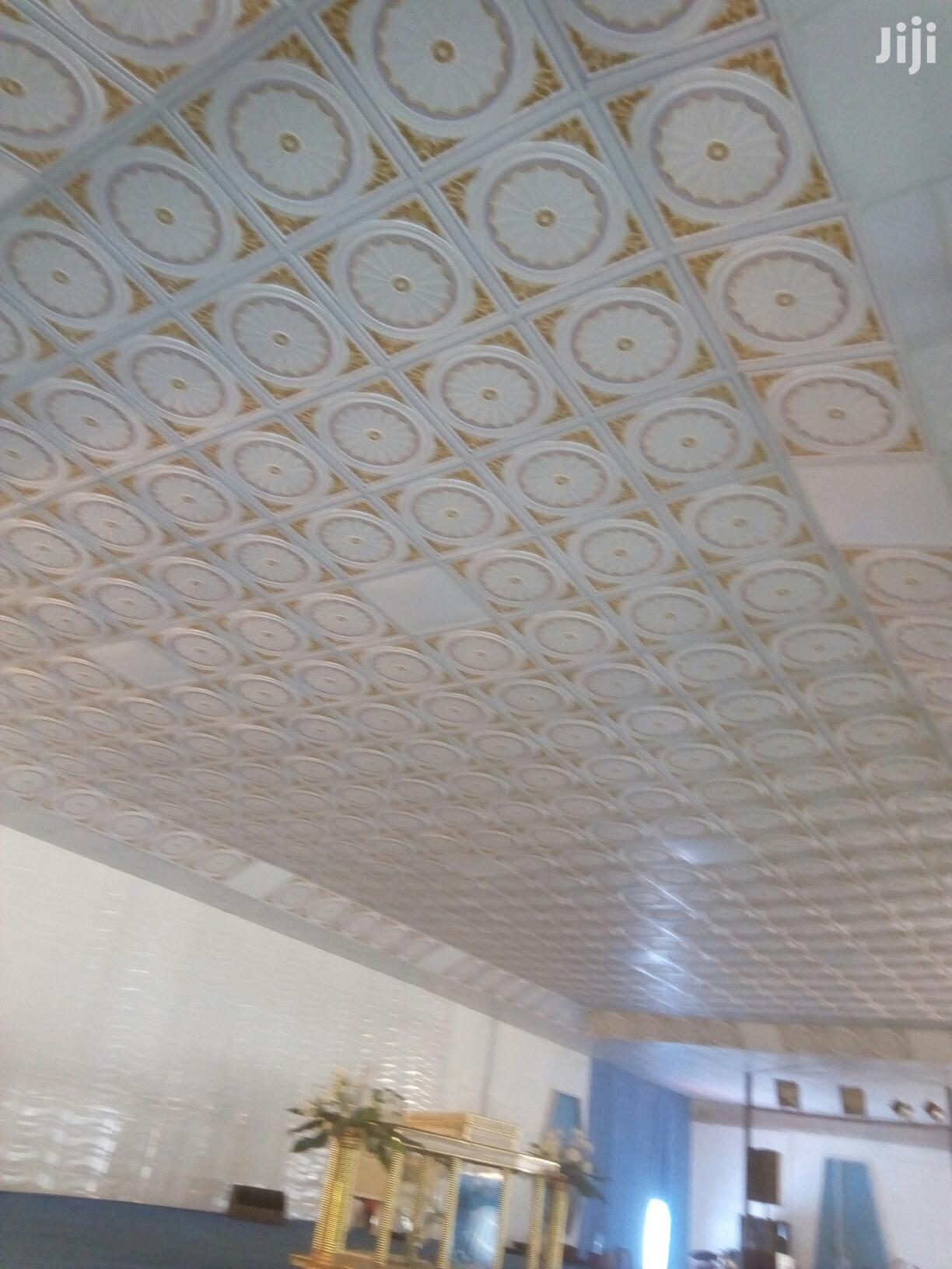 Suspended Ceiling #4750