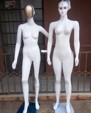 Female Mannquins