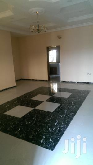 To Let ,3bedroom Flat Available