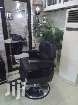 Barbing Chair