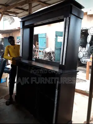 Standing Bar