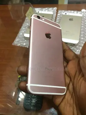 Photo - Apple iPhone 6s 32 GB Pink
