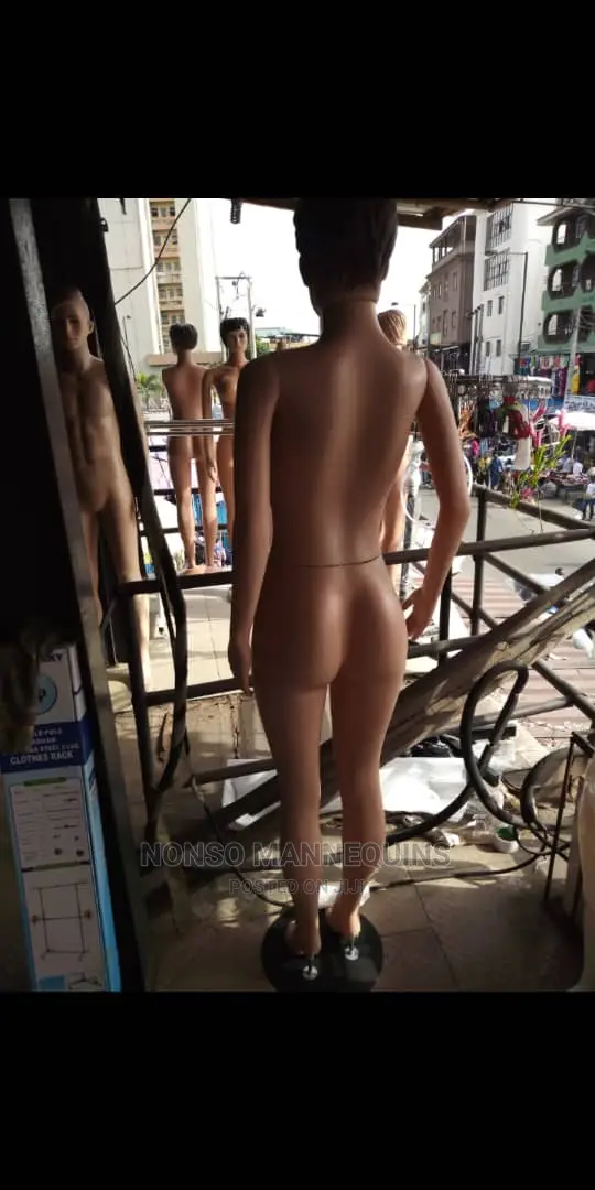 Mannequin Module Display