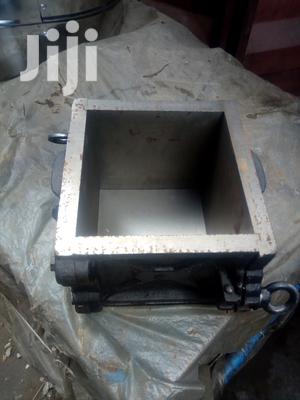 Concrete Cube Mould