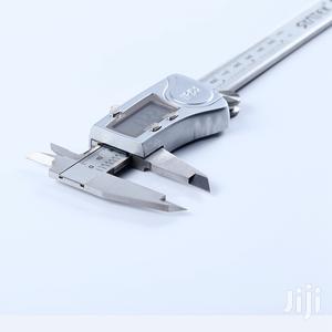 Waterproof Digital Caliper 0-150mm