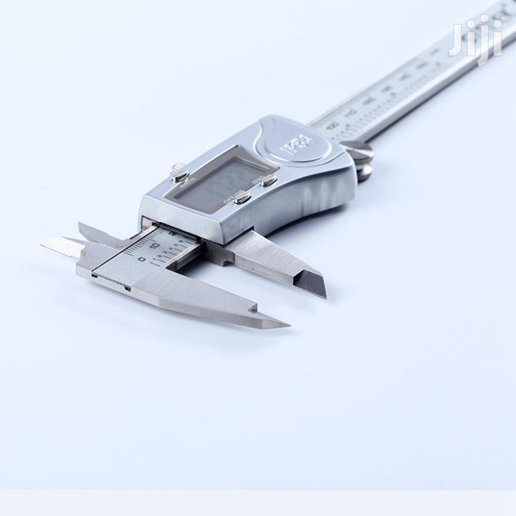 Waterproof Digital Caliper 0-150mm