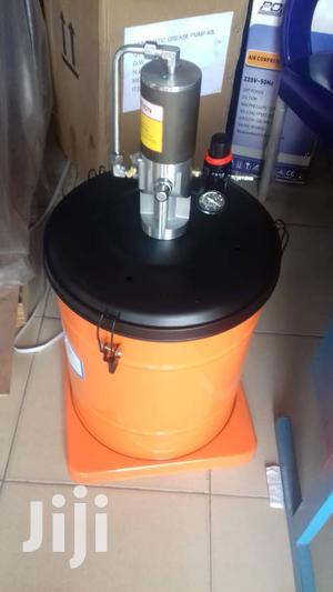 Pnuematic Grease Pump 40litres