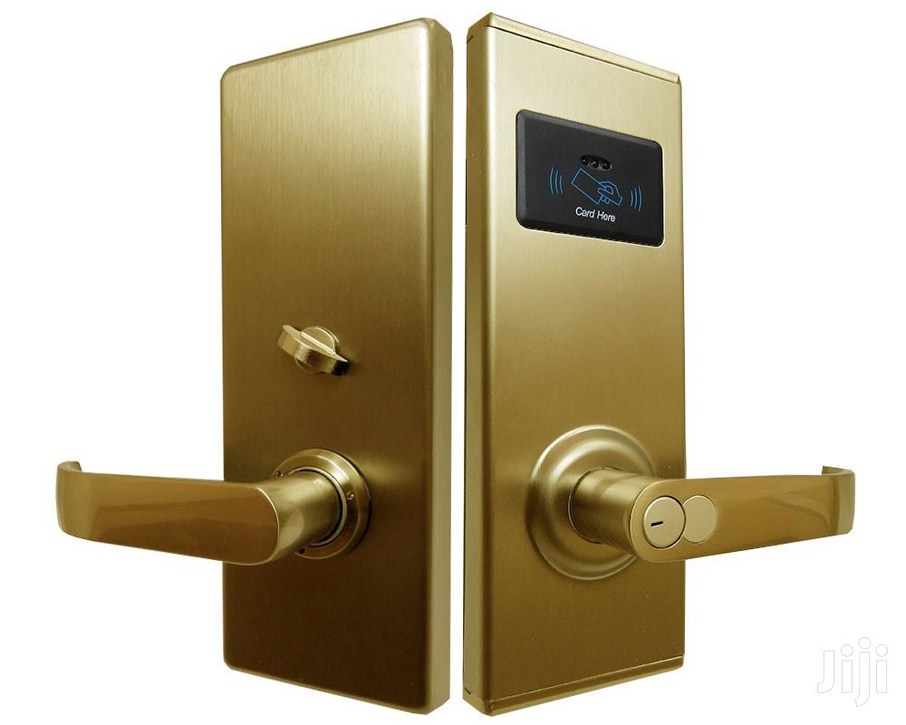 Fingerprint/Keypad Lock