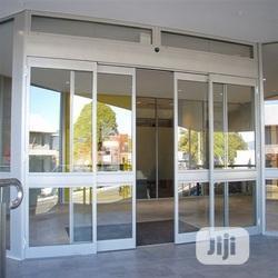 Photo - Automatic Sliding Door