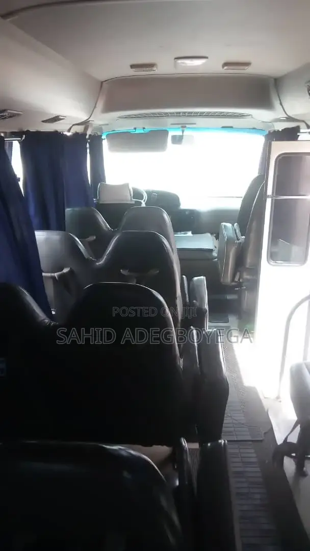 Coaster Bus for Hire 2014 Executive