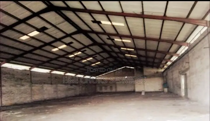 To LEASE: Massive Warehouse in Transamadi Portharcourt