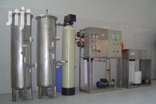 Borehole and Water Purification With Reverse Osmosis Machine