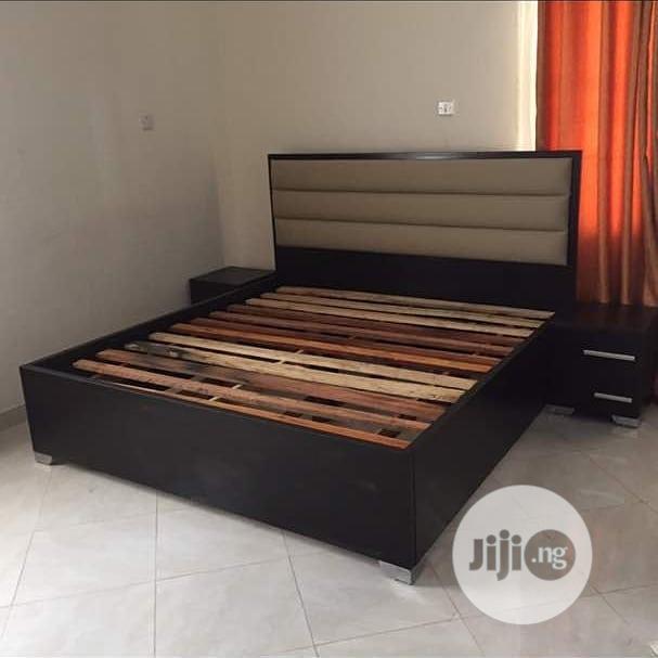 Padding Bed 6*6 With 2 Bedside
