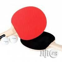 Brand New 2 in 1 Tennis Bat and Balls