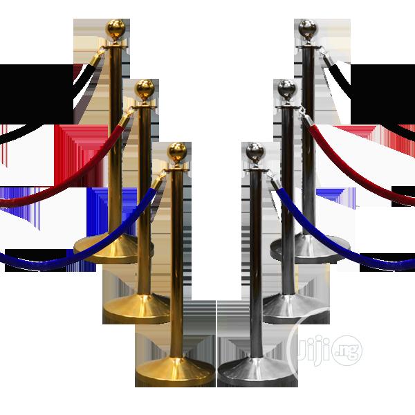 Stanchion Queue Barrier