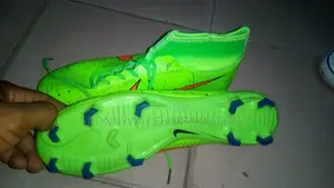 Size 42 Ankle Nike Boot