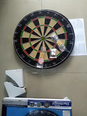 Tournament Dartboard With Dart Arrow