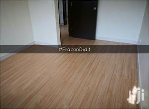 Vinyl Floor Dealer.