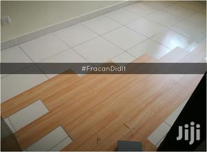 Vinyl Floor Dealer.