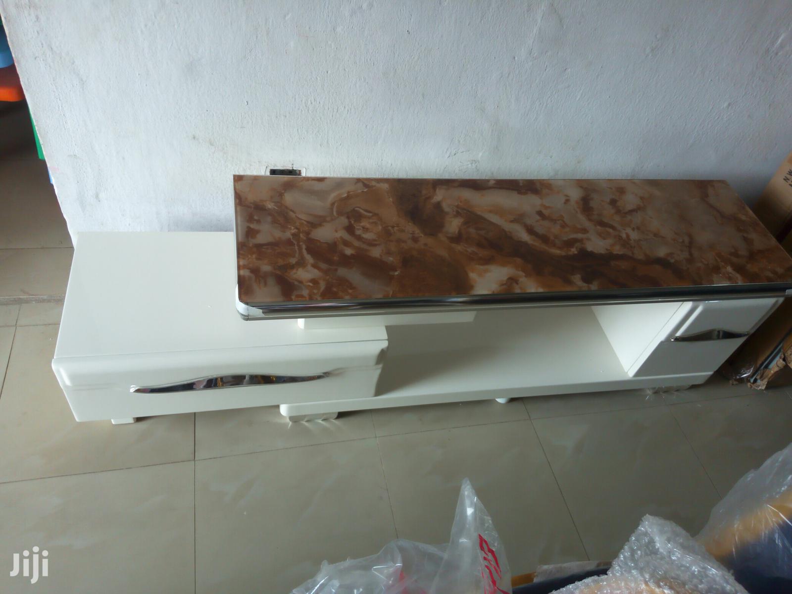 TV Stand / TV Console